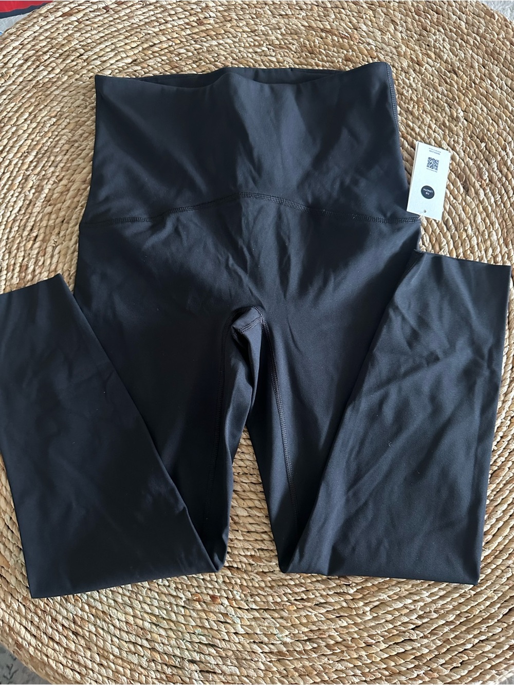 SPANX® BLACK BOOTY BOOST ACTIVE 7/8 LEGGINGS Medium NWT - Picture 5 of 7